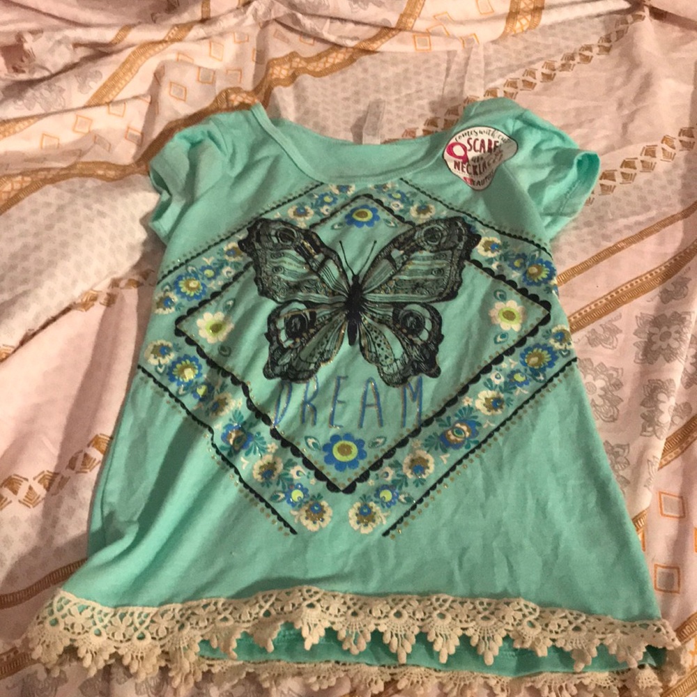 Lace graphic tee